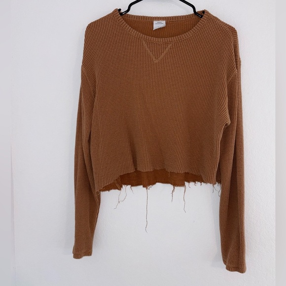 Urban Outfitters Waffle Knit Cropped Longsleeve Henley - Picture 5 of 10